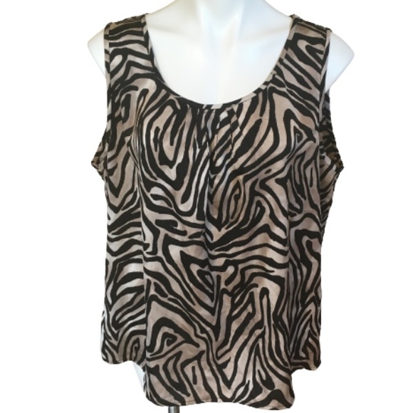 Chico's Tops - 3/$15 Chico’s Animal Print Sleeveless Blouse